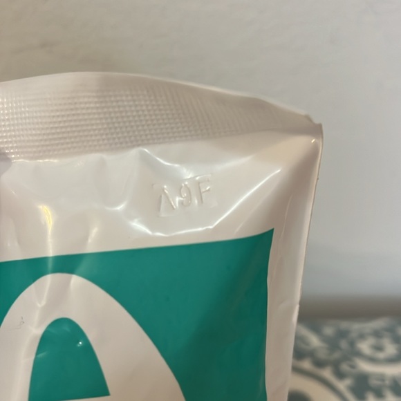 McDonald’s Happy Meal Cam the Cat Squishmallow - Picture 4 of 5